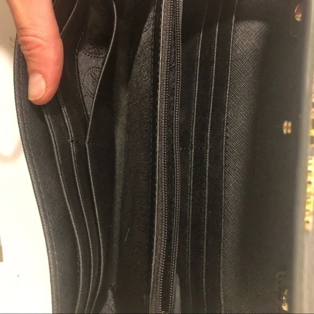 Michael kors convertible crossbody clutch bag